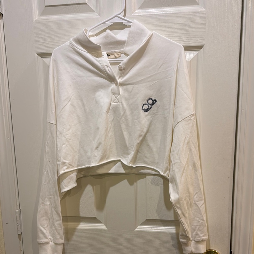 H&M White Cropped Polo Shirt with Embroidered Logo